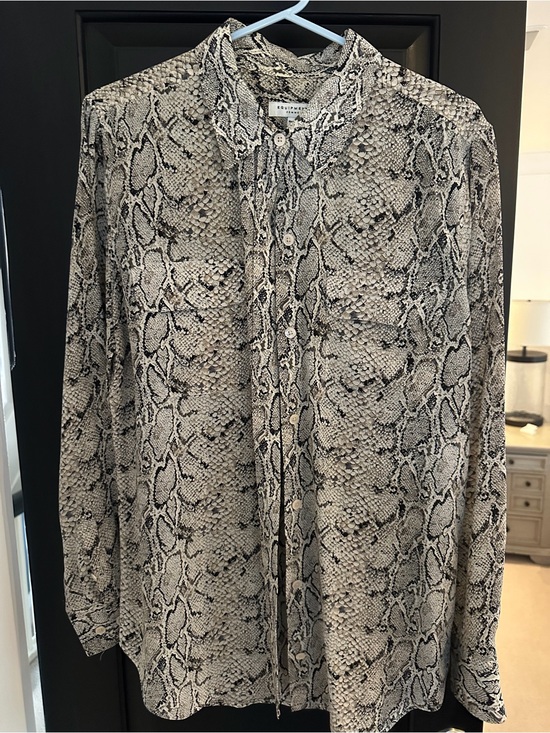Equipment Tops - Equipment Snake-Print Silk Shirt in Beige and Black